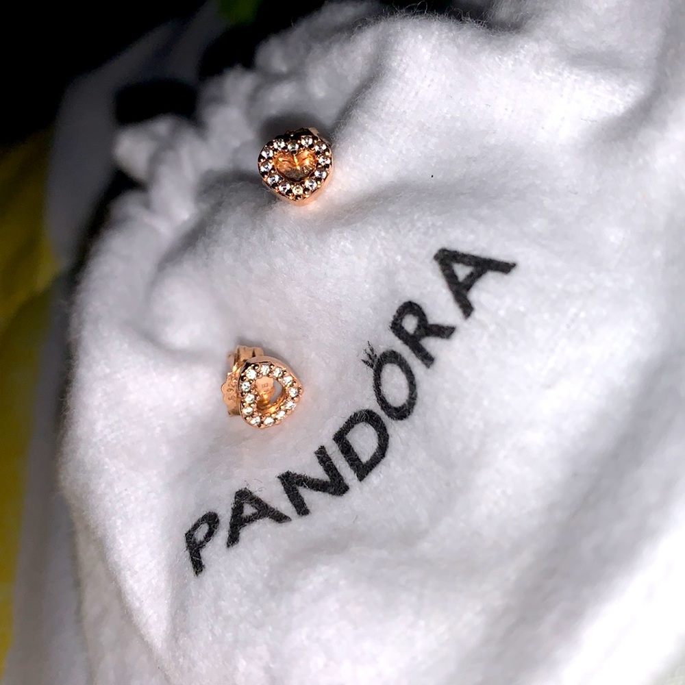 Rose Gold Pandora Heart Earrings ♥️